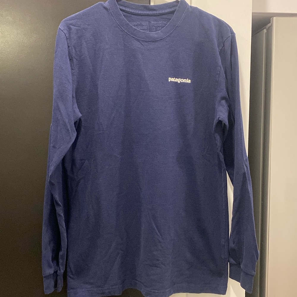 Patagonia Men’s Long sleeve T shirt - Small